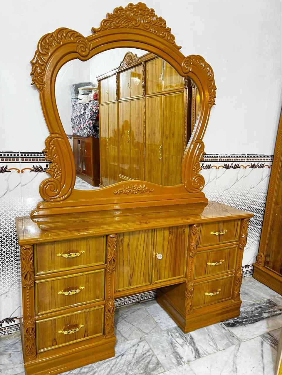 غرف نوم 
تزكام عراقي 🪚 
اصباغ حرارية درجه اولى 
قياسات وتصاميم هندسيه مميزه 
معاكس 5 ملم  داخل وخارج 
دوشمه حياكه يدويه 
توصيل 🚚 جميع المحافضات مع الشد
احجز غرفتك هسه 😍
للاستفسار والطلب المراسله دايگرت 
او على الرقم التالي واتساب ايضا
*********** النجف, العراق
