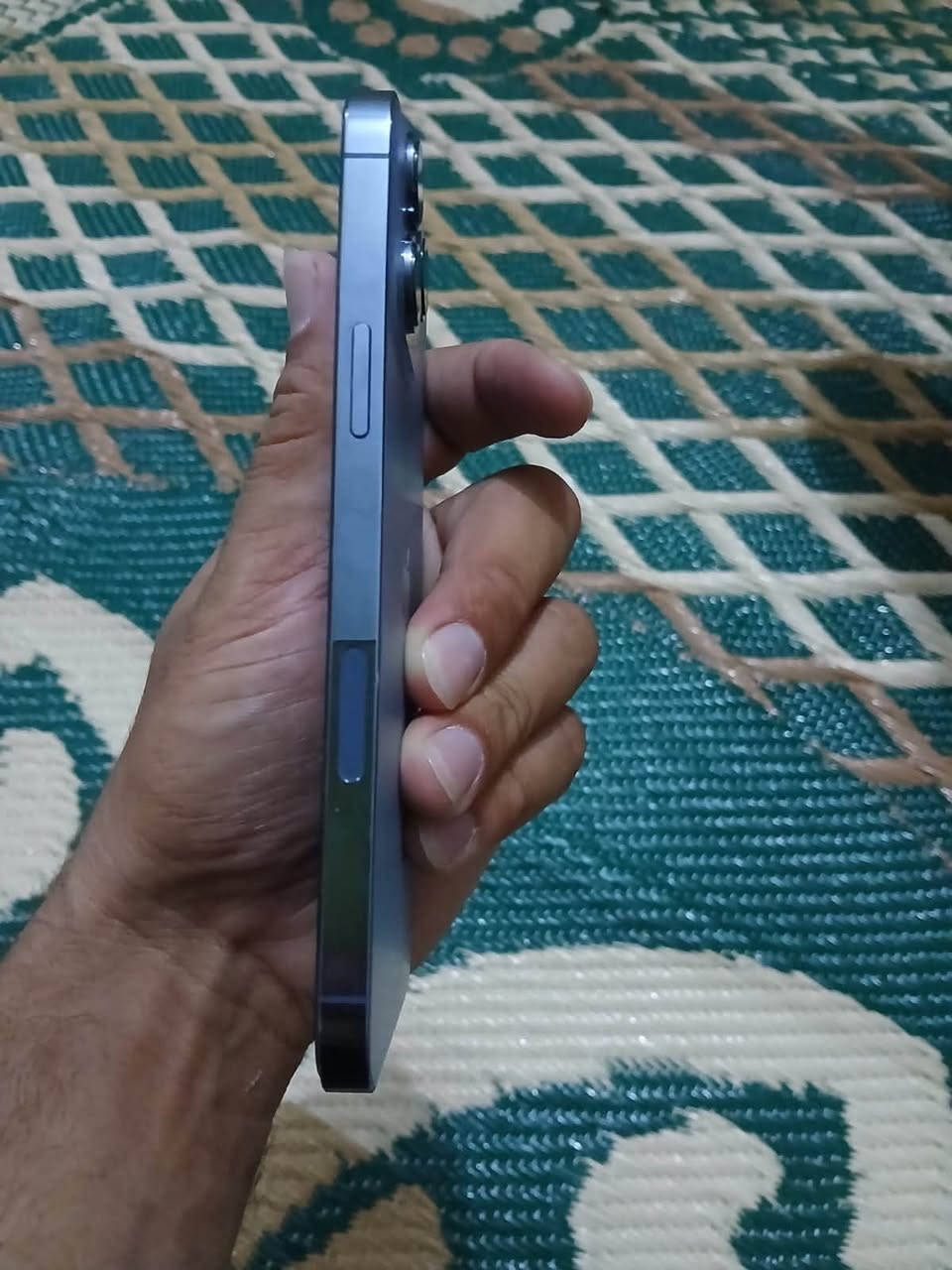للبيع آيفون 13برو ماكس نضيف ممفتوح على الفحص  كلشيء ما بي البطارية 80 الذاكرة 256
السعر 700 مكاني بغداد قرب بسماية ***********

نص مكتوب في الصور:
- 7:33
- حول
- الاسم
- < iPhone
- إصدار iOS
- < 26.6.1
- اسم الطراز
- iPhone 13 Pro Max
- رقم الطراز
- MLF93LL/A
- الرقم التسلسلي
- T40QMV6C4H
- انتهت صلاحية التغطية
- الأغاني
- 0
- الفيديوهات
- 26
- الصور
- 208
- التطبيقات
- 25
- السعة
- 256 غ.ب
- متوفرة
- 207.39 غ.ب
- عنوان Wi-Fi
- 48:35:2B:96:34:F5