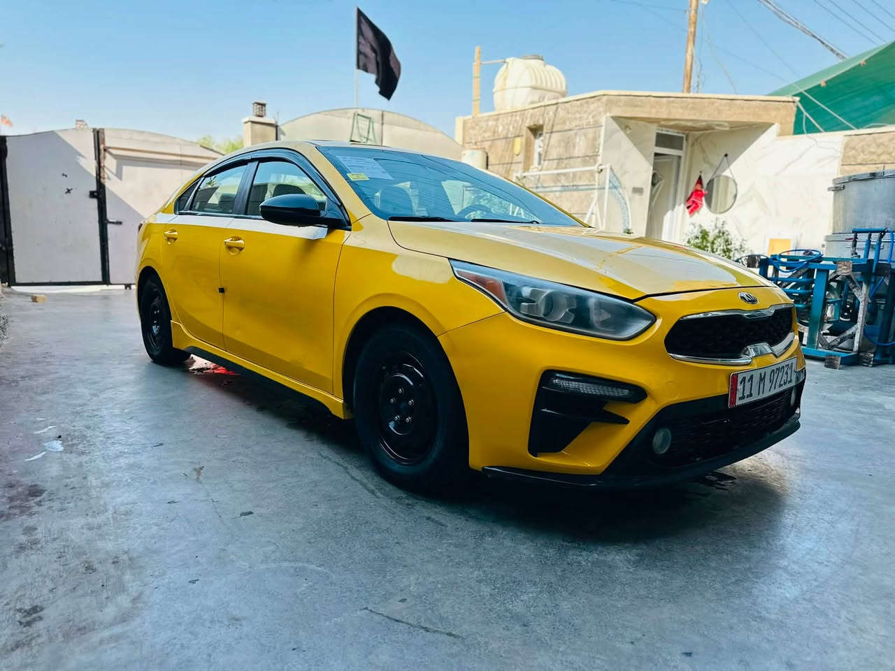 السلام عليكم بيع مستعجل !!! 
كيا فورتي 2021 GT line 

السعر 109$ وبيها مجال 
بل عافية عل ياخذها 

مكينة 2000 دوش مكفولة 
كير AT المرغوب 

فول مواصفات ✅
وارد امريكي حادث بابتين تبديل بدون دواخل بدون لغود بدون شواصي بدون ايرباك 
سونار وصور الحادث مرفقة بل منشور 
بصمة 
فتحة 
دخول ذكي 
رادار 
كشنات جلد
كشنات كهرباء 
بصمة ابواب 
فول الفول وبعد بيها اهواي مواصفات 
 بسمي تحويل مباشر 
مكاني بغداد 

‭***********‬
