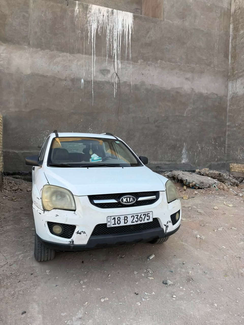 السياره نظيفه وحلوه
اربعه سلندر مكينه ١٦٠٠ 

مابيه ولا قطرة صبغ

بيه بارد بالجاملغ الايمن شبر بدون صبغ موضح بالصوره 

السياره مكينه مبدله بسنة ٢٠٢٣ 

حداديه مبدله بشهر الخامس

راديترات صار سبوعين مبدلهن 

هزه جديده قبل سبوع

سنويه جديده لسنة 2031

الرقم انكليزي جديد بابل

السياره ب اسمي مالك واحد من ٢٠٠٩ لليوم

السعر : 105 وبيه مجال بسيط

مكانه :بابل

الرقم :***********
