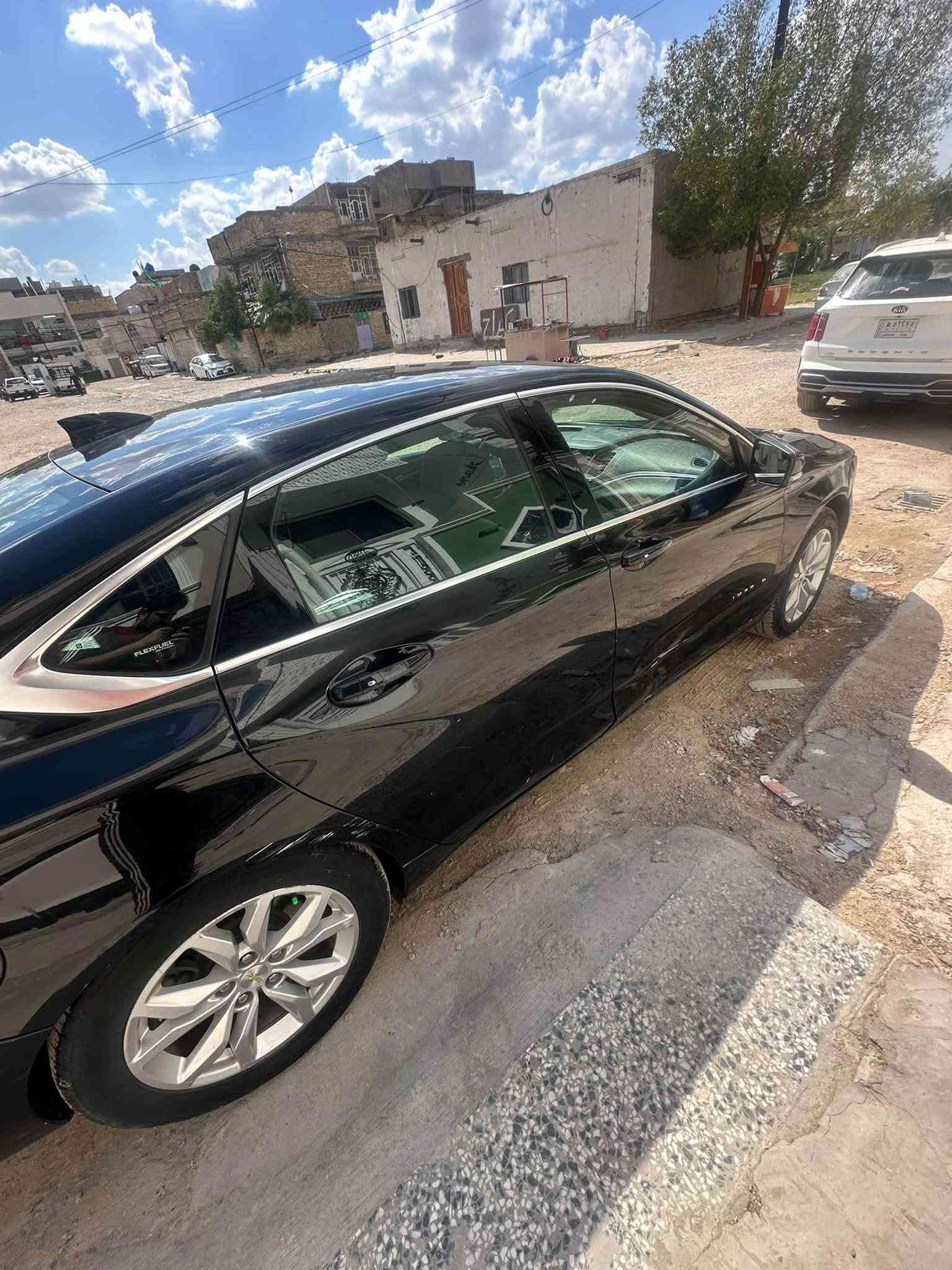 السلام عليكم ورحمة الله
امبالا 19 Lt
وارد امريكي ضرر خفيف( دعامية خلفية)
محرك 3600
رقم سليمانية الجديد وسنوية جديدة
كير ومحرك بحالة ممتازة
السيارة بيها ضربات  موضحة بالصور
سعر السيارة 100  ( مستعجل بالبيع) وبيها مجال بسيط
مكان السيارة بغداد
للتواصل / ***********
