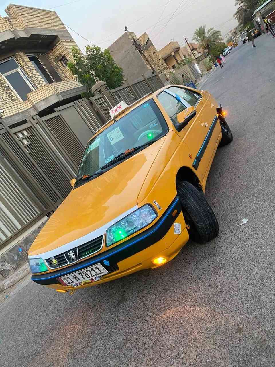 سلام عليكم بيجو لميس أكد موديل 2016 دشبول عالي شاشه داخل صاج بيه قطعتين صبخ سياره جديده حيل صدر خلفي امامي تخم تاير ويل جديده سياره مال شغلل رقم بغداد نكليزي بسمي تحويل ثانيوم الهيه وغرامات مصفره معروضه 43 ورقه وبيه مجال رقمي ***********
