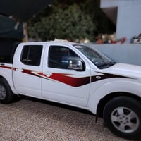 نيسان نيفارا • للبيع