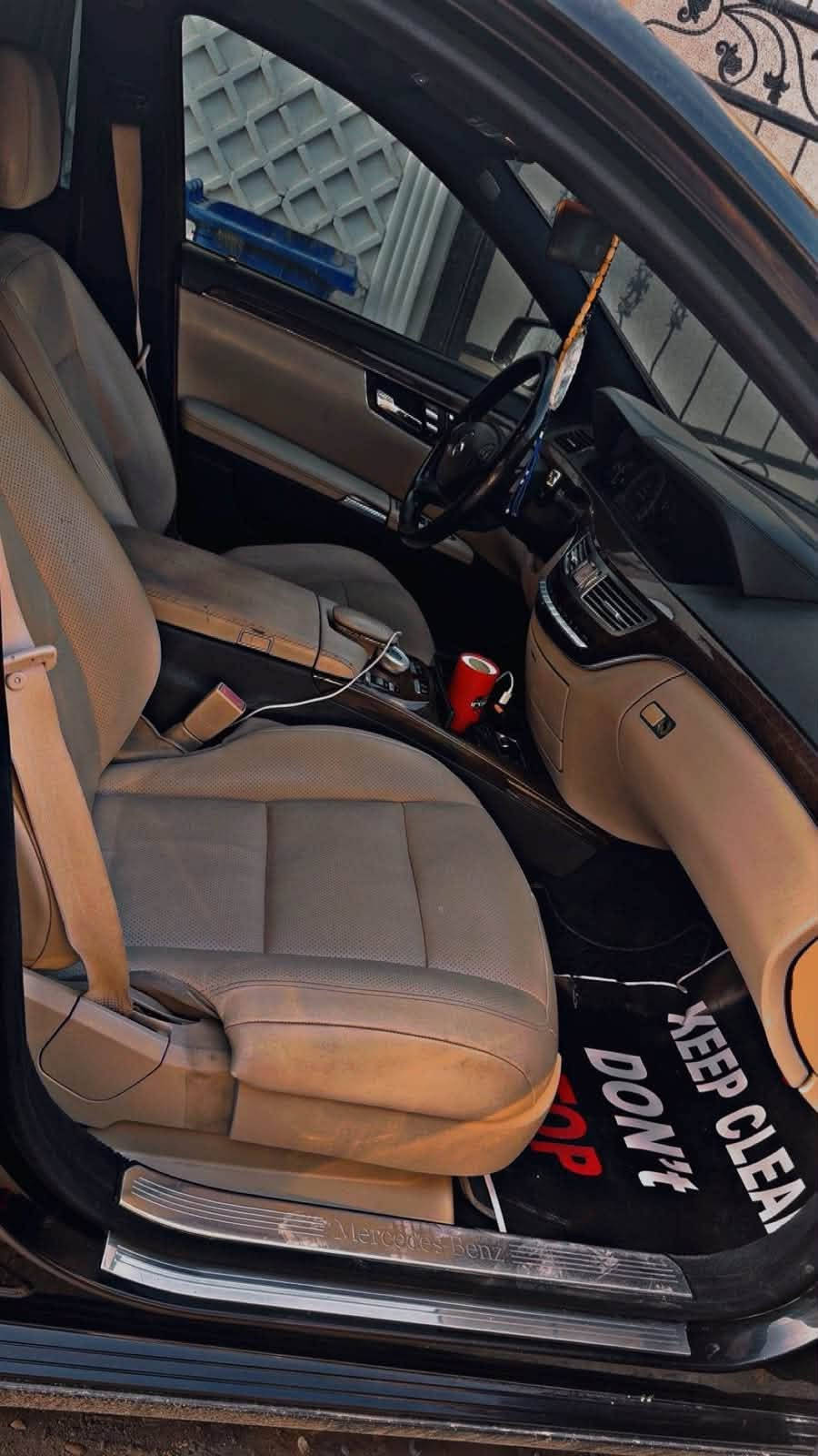S350 • ٢٠١١ • ١٢٠ الف