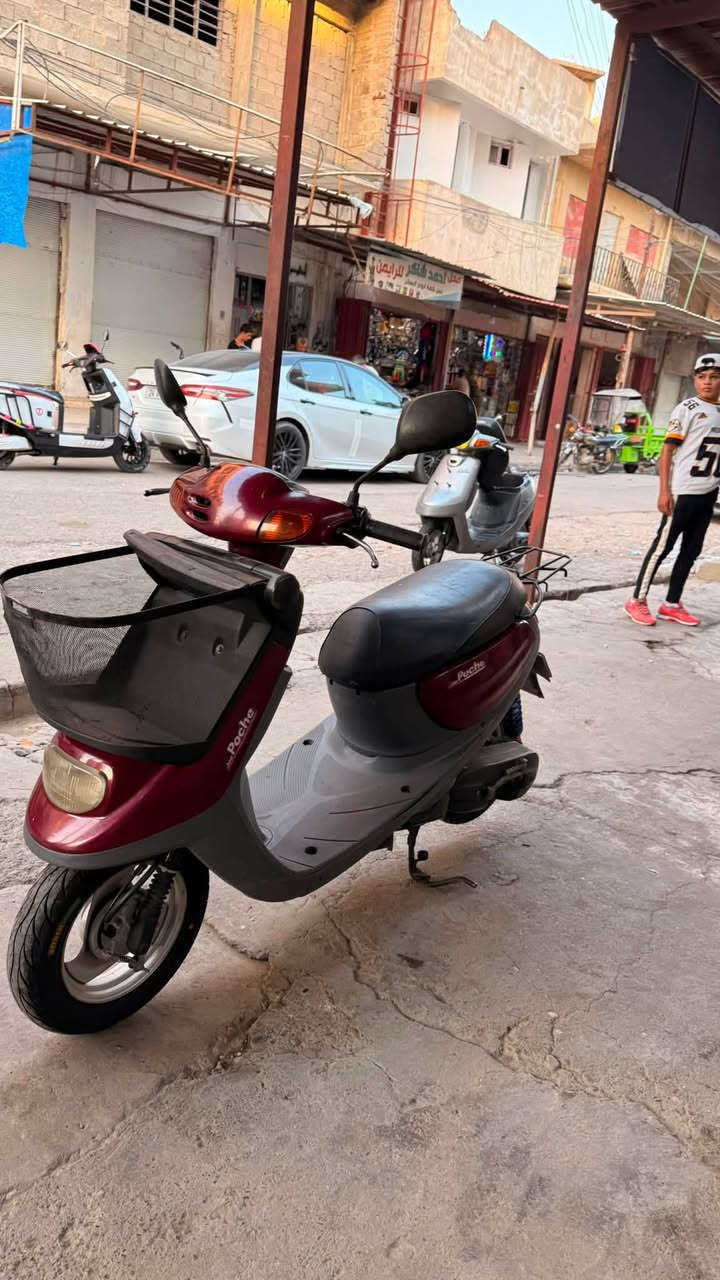 السلام عليكم ماطور نفخ للبيع
مرقم رقم وسنويه كامل 
دراجه نضيفه فول 
الدراجه فقط قبق هندر مفتوح 
شرط بدون ونه وبدون اكسنت شرط محرك مامفتوح 

الشراي يتصل  
***********
***********
