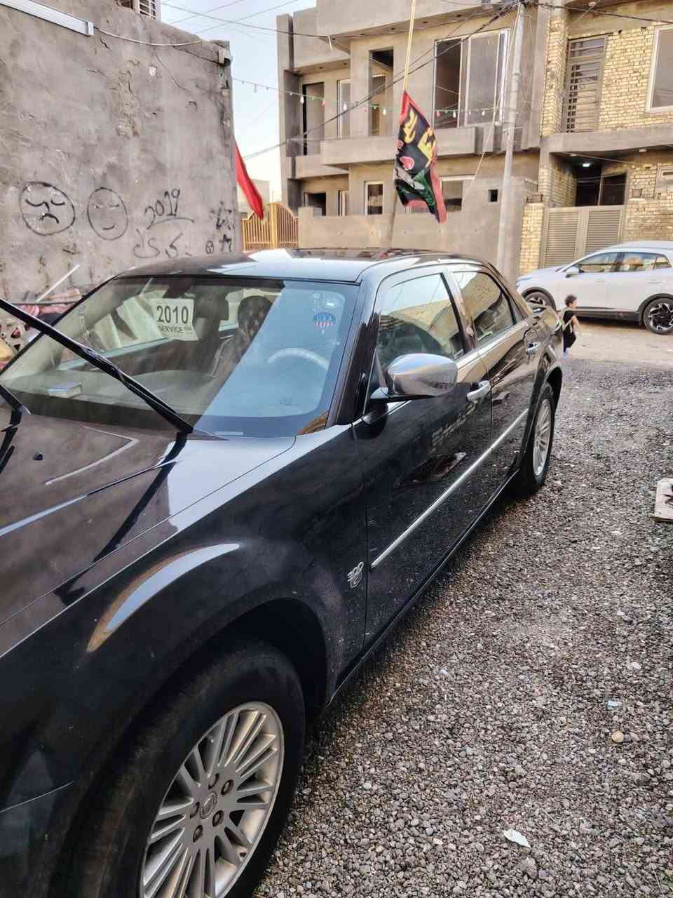 السلام عليكم لبيع او مراوس أوباما ب موديل 10اصل ٣٥٠٠ اصل اربع جوكات  اربيل بسمي تحويل شرط السياره جاهزه مكفوله من صبغ والضربه والتبديل ففط فتح باب عندي بدلت نرماده وعندي الفديو واذ مراوس ب بي واي دي حديث  سني حديث مكان السياره واسط الكوت مركز المدينه رقم الهاتف *********** السعر ١٣٣ وبيهه مجال بسيط لشراي الشراي يتصل ويدلل
