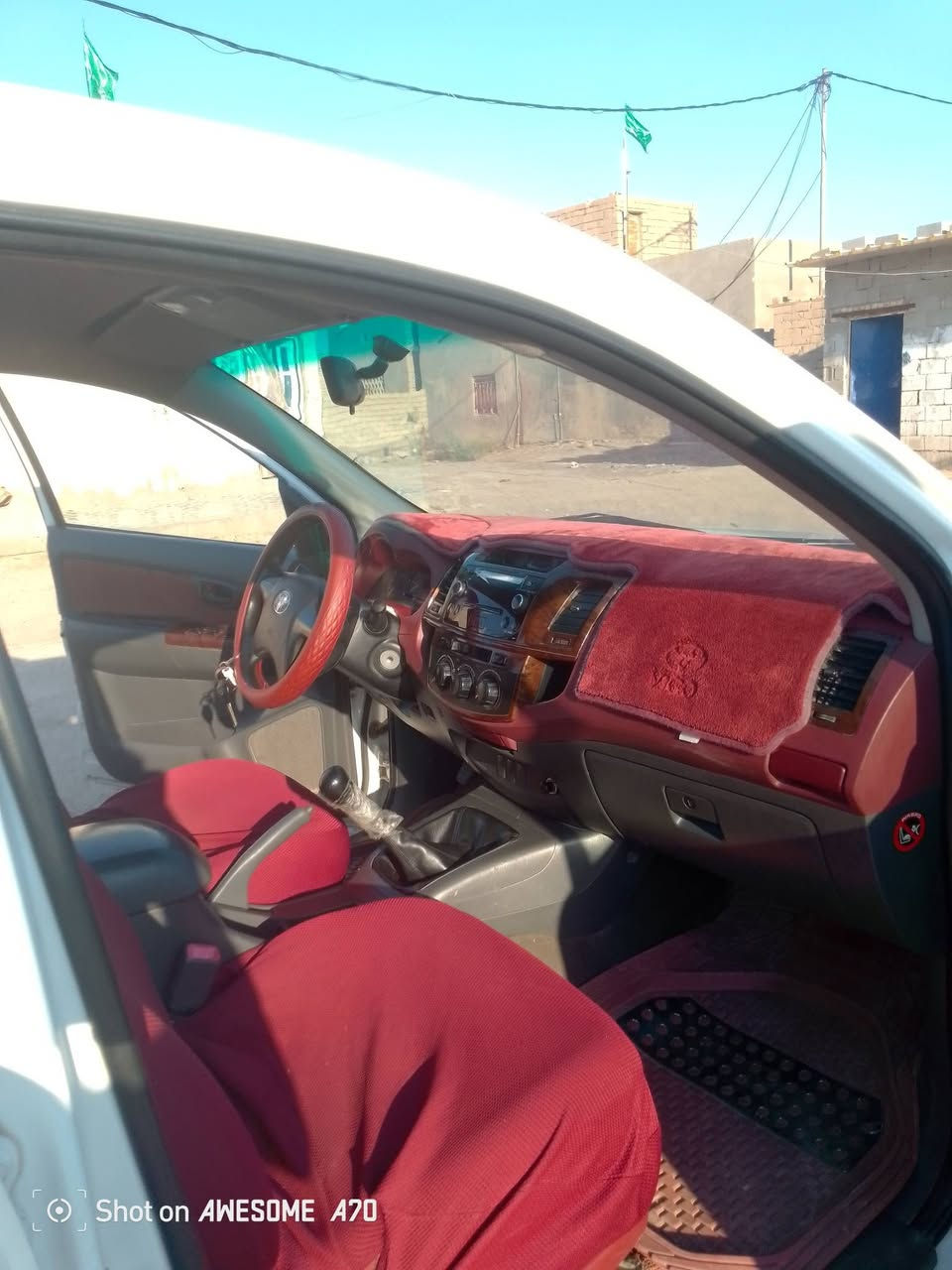 السلام عليكم  سياره لبيع مكفوله كير عادي شاصي 12سعر 175وهاذه رقمي ***********
