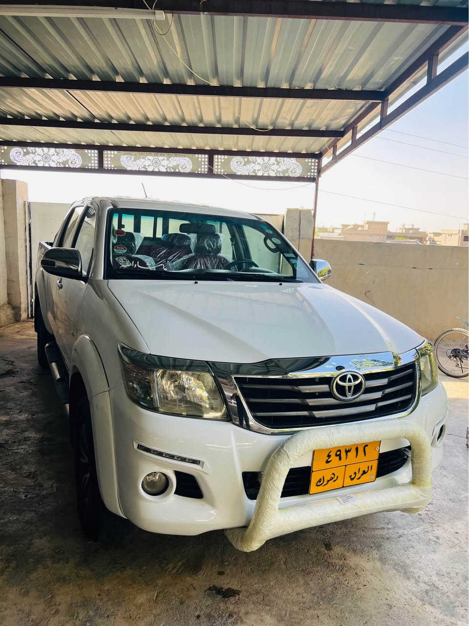 TOYOTA HILUX 2013
موديل 2013گئر عادي
گئرو مه كينه به شه رت 
ده بل ئه سل به شه رت
ته خمي پئشي نوئيه
تايه ويلي نوئيه 
سه ياره سبوخ عامه 
پشتو پئشي كه پسه بئ داخلي 
نمونه له جواني 
سه نه وي خلاس بوه 
ته عويل به شه رت 
*********** واتساب اكر, نينوى
