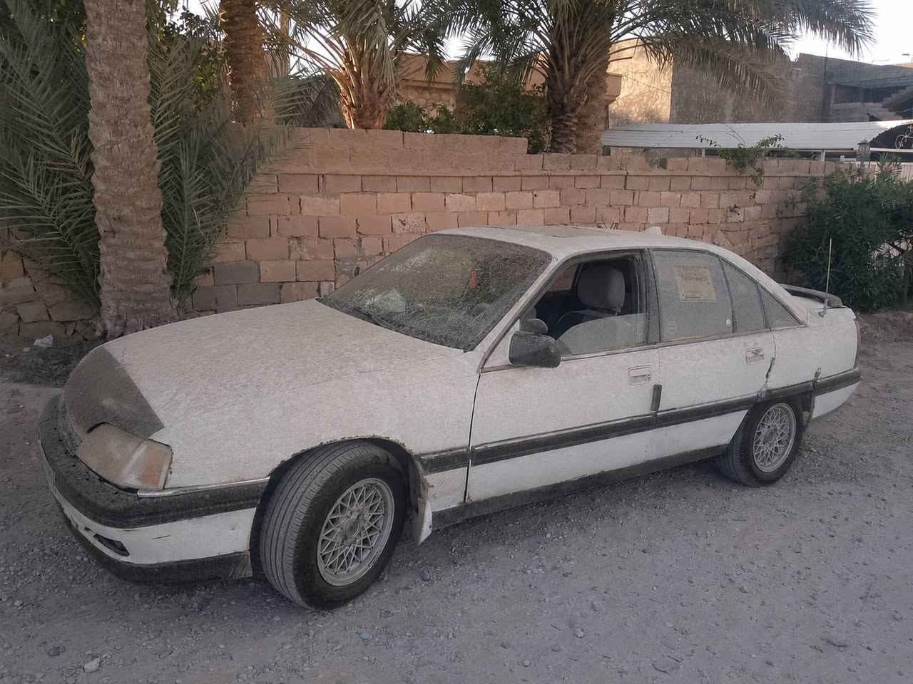 السلام عليكم 

اوبل اوميكا 
للبيع وترهم مراوس
محرك 2000
لون أبيض 
تخم تاير جديد 
باتري جديد 
كير جديد 
تخم نوزلات جديد 
رقم انكليزي 
شرط التحويل 
ملاحظه السياره يرادلها شوي ترتيبات 
رقم التلفون: ***********

