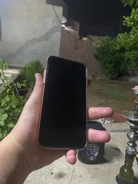 ايفون ١١ عادي • ٦٤ • بطارية ٧٤٪