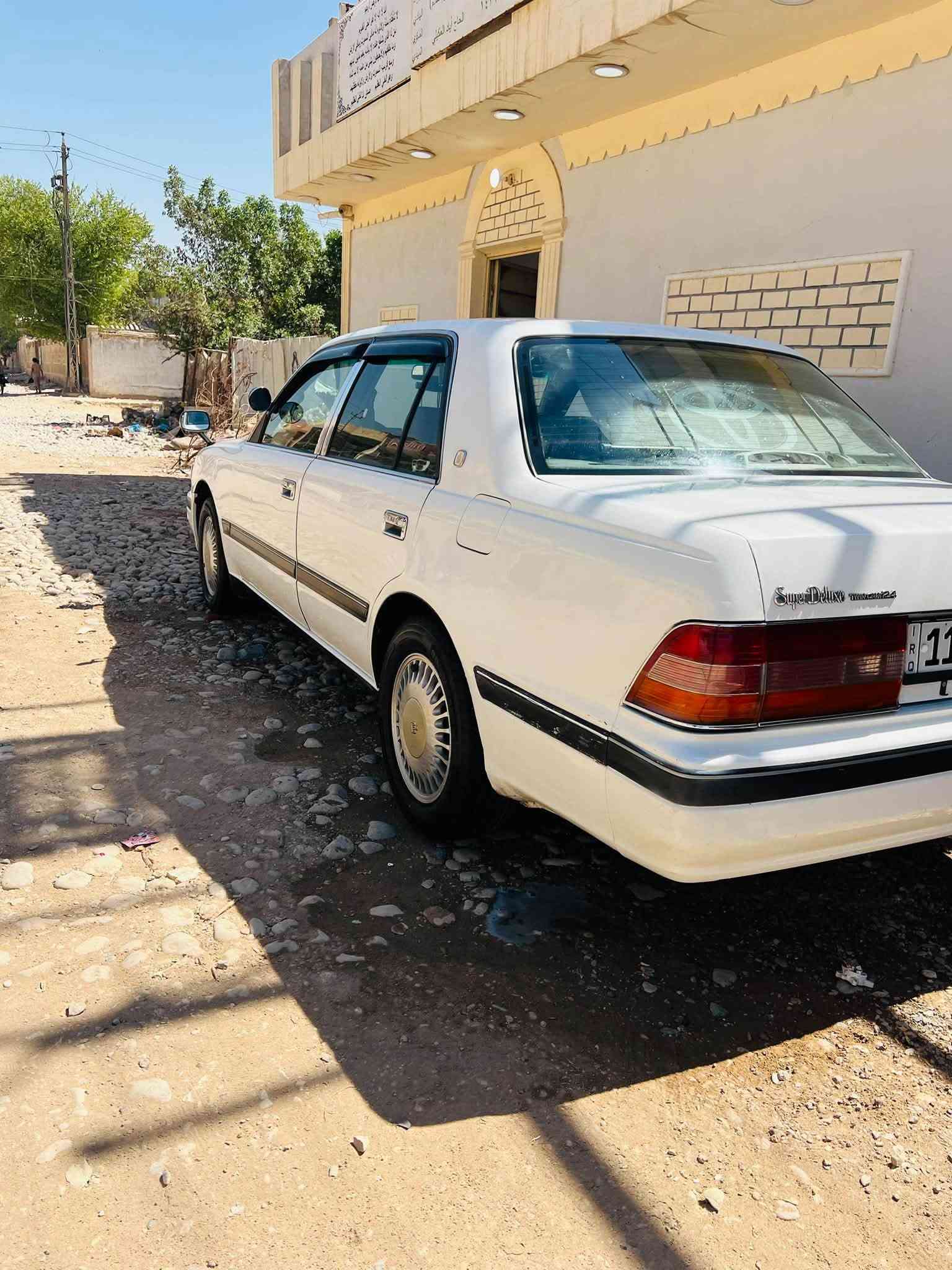 راس الثور تكم بتره
مديل 1996

 تدفى تبريدجديد مال ملكه نضام فلتر

تخم تاير جديد اكسن 3 قطع

دواخل جديده كله عازل حراري 

اعده تحويره من جديد 

مكينه ونجي كير اوتو 

كهرباياته كله شغاله 

شاشه كاربلي 

رقم بغداد 

السعر 85 وبيه مجال 

المكان بغداد حي البتول 

الرقم ***********
