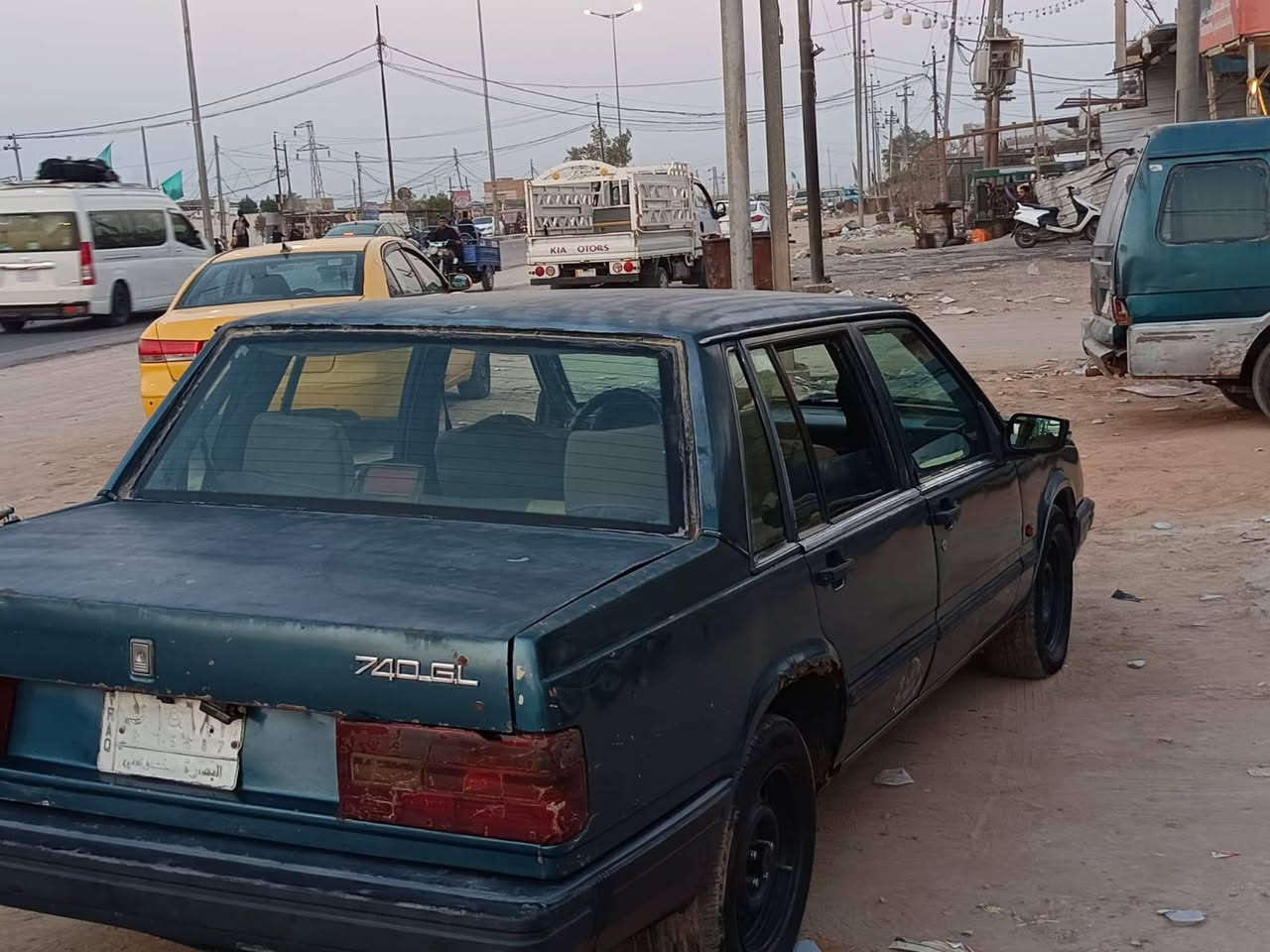 فالفو للبيع السعر 17 ورقه محرك ونجي ناعم كير عادي مكينه وكير جدد تخم تاير جديد حداديه جديده رقم بصره مشروع وطني سنويه جديده تحويل مباشر مكان السياره الديوانية قضاء الشاميه ***********
