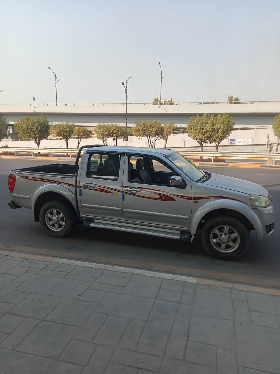 السلام عليكم
بيكم كريت ويل ٢٠١٣ سيارة فورويل كير اوتوماتيك محرك ونجي  السيارة غاز + بانزين كفالة من الضربة والتبديل زنجار حدادية خير من الله تبريد ثلج كهربائيات كيجات كلها شغالة جام شغال دوشمة جلد رقم دولي بابل سنوية ٢٠٢٨ مشروع وطني مكان السيارة بغداد الحرية
***********

