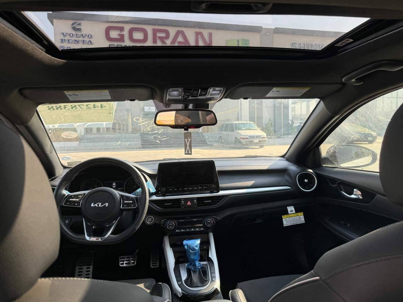 سعر مناسب
🚘 للبيع كيا فورتي Kia Forte GT-Line موديل 2024
***********
🇺🇸 وارد أمريكي
🔹 اللون: أبيض لؤلؤي
🔹 الفئة: GT-Line
🔹 المحرك: 2.0 لتر / 4 سلندر
🔹 مواصفات GT-Line
🔹 بدون صبغ
🔹 بدون تبديل
🔹 سيارة نظيفة ومحافظة جداً
🔹 الفحص مفتوح أمام المشتري الجاد
✨ مواصفات GT-Line: • فتحة سقف
• مقاعد جلد
• شاشة كبيرة
• تشغيل ودخول ذكي
• كاميرا خلفية
• مثبت سرعة
• أنظمة أمان ومساعدة قيادة
• جنوط رياضية
• إضاءة LED
• وغيرها من مواصفات الفئة
📞 الاتصال: ______***********
السيارة نظيفة وتستاهل الفحص والمعاينة. موصل, نينوى
