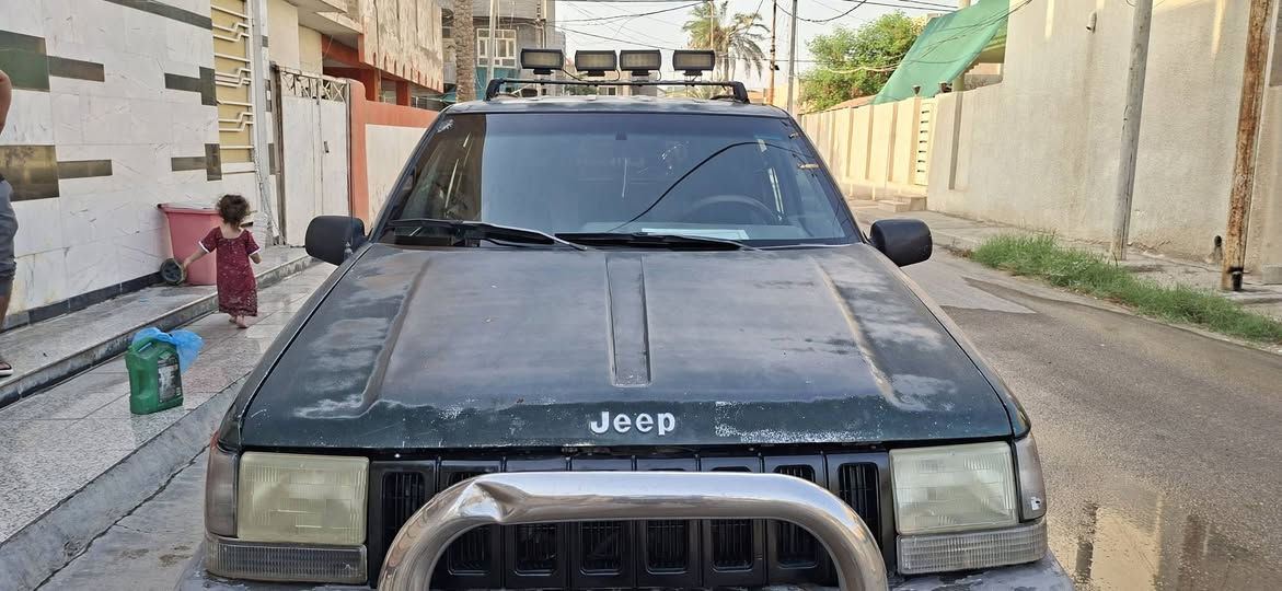 جيب ٩٣ • محرك ٣٠٠٠ • رقم بغداد