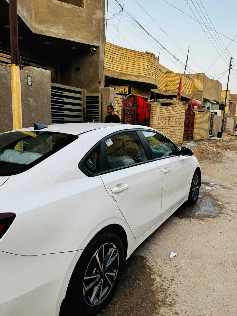 السلام عليكم
للبيع سياره كيا فورتي موديل 23
وارد امريكي بدون صبغ 
السياره نظيفه ك الجديده
رقم السيارة اربيل 
السياره بـ اسمي 
محرك 2000 دوش 
الموقع بغداد
السعر 150
للاستفسار الاتصال على الرقم
***********
