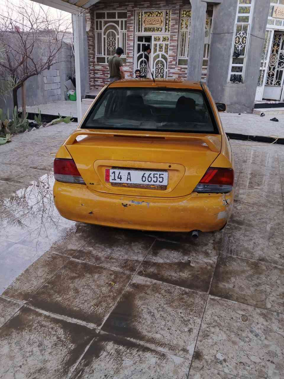 مستوبيشي لانسر 2008 بدون ضربة لونه رصاصي  مصبوغة اصفر محرك 2000 توني شادة كير خير من اللة سنوية تنتهي 31 بسمي السيارة مصفرة هيئة ضريبه غرمات مثل ماموضحه بل دواخل نظيفة ومدوشمه من الداخل تبريد تدفئة شغال راديتر تبريد جديد هو ومال التبريد رايده 40 وبية مجال قليل مكان السيارة البصرة ***********
