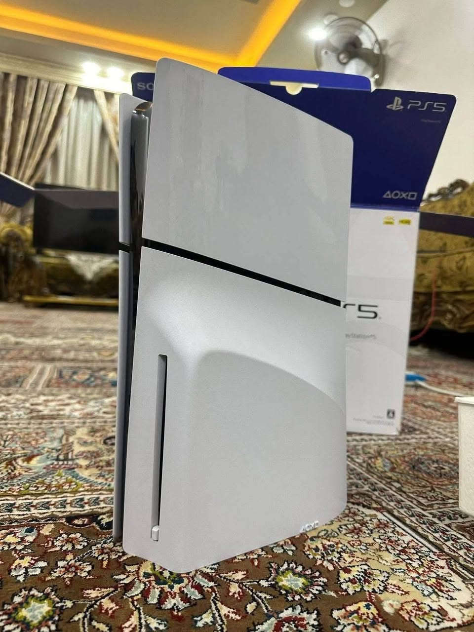 للبيع بلي 5سلم و xbox s
بلي 5 سلم مع كامل ملحقاتة السعر 770  الف

الاكسبوكس سيريس  ذاكرة 512  كامل ملحقاتة 
سعرة 400 الف 

الاجهزة غير مفتوحة  
مكاني بغداد/الحبيبية 
للاستفسار ***********

