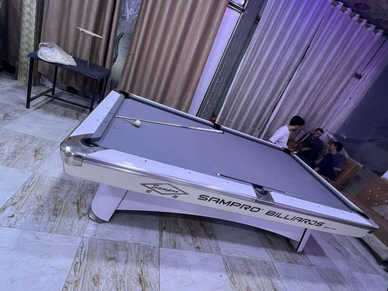 ميز للبيع دبل شاصي السعر واتساب
***********
