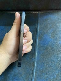 آيفون ١٦ • ١٢٨ • بطارية ٩٦٪