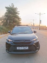 كورلا كروس هايبرد 2024 se blacktop مرقم بغداد وكامل ب اسمي تحويل ثاني ...