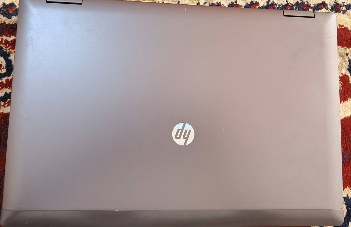 حاسبه نوع HP  للبيع 
التفاصيل:_
الشركه المصنعه:   Hewlett-Packard
الطراز:                HP proBook6570b
المعالج:               lntel(R)  Core(TM)  i5-3360m         CPU @ 2.80GHz. 2.80GHZ. 

الذاكره المثبته (RAM):     400 گيگابايت

نوع النظام:    نظام تشغيل 64 بت ومعالج يستند x64

 السعر 375 الف للاستفسار واتساب
***********

نص مكتوب في الصور:
- Windows 10
- Windows 10 Enterprise LTSC
- 2018 Microsoft Corporation. جميع الحقوق محفوظة.
- عرض المعلومات الأساسية حول الكمبيوتر
- إصدار Windows:
- النظام
- الشركة المصنعة: Hewlett-Packard
- الطراز: HP ProBook 6570b
- المعالج: Intel(R) Core(TM) i5-3360M CPU @ 2.80GHz 2.80 GHz
- الذاكرة المثبتة (RAM): ٤,٠٠ غيغابايت (٣,٨٨ غيغابايت مستخدم)
- نوع النظام: نظام تشغيل ٦٤ بت ومعالج يستند إلى x64
- القلم واللمس: لا يتوفر إدخال باللمس أو بالقلم لجهاز العرض هذا
- Hewlett-Packard دعم
- (HP-Invent-l-۸۰۰) ۱-۸۰۰-٤٧٤-٦٨٣٦
- In the United States, 24 hours a day, 7 days a week
- رقم الهاتف:
- ساعات الدعم:
- موقع ويب: الدعم عبر الإنترنت
- إعدادات اسم الكمبيوتر والمجال ومجموعة العمل
- اسم الكمبيوتر: DESKTOP-M2UM1FJ
- اسم الكمبيوتر بالكامل: DESKTOP-M2UM1FJ
- وصف الكمبيوتر:
- مجموعة العمل: WORKGROUP