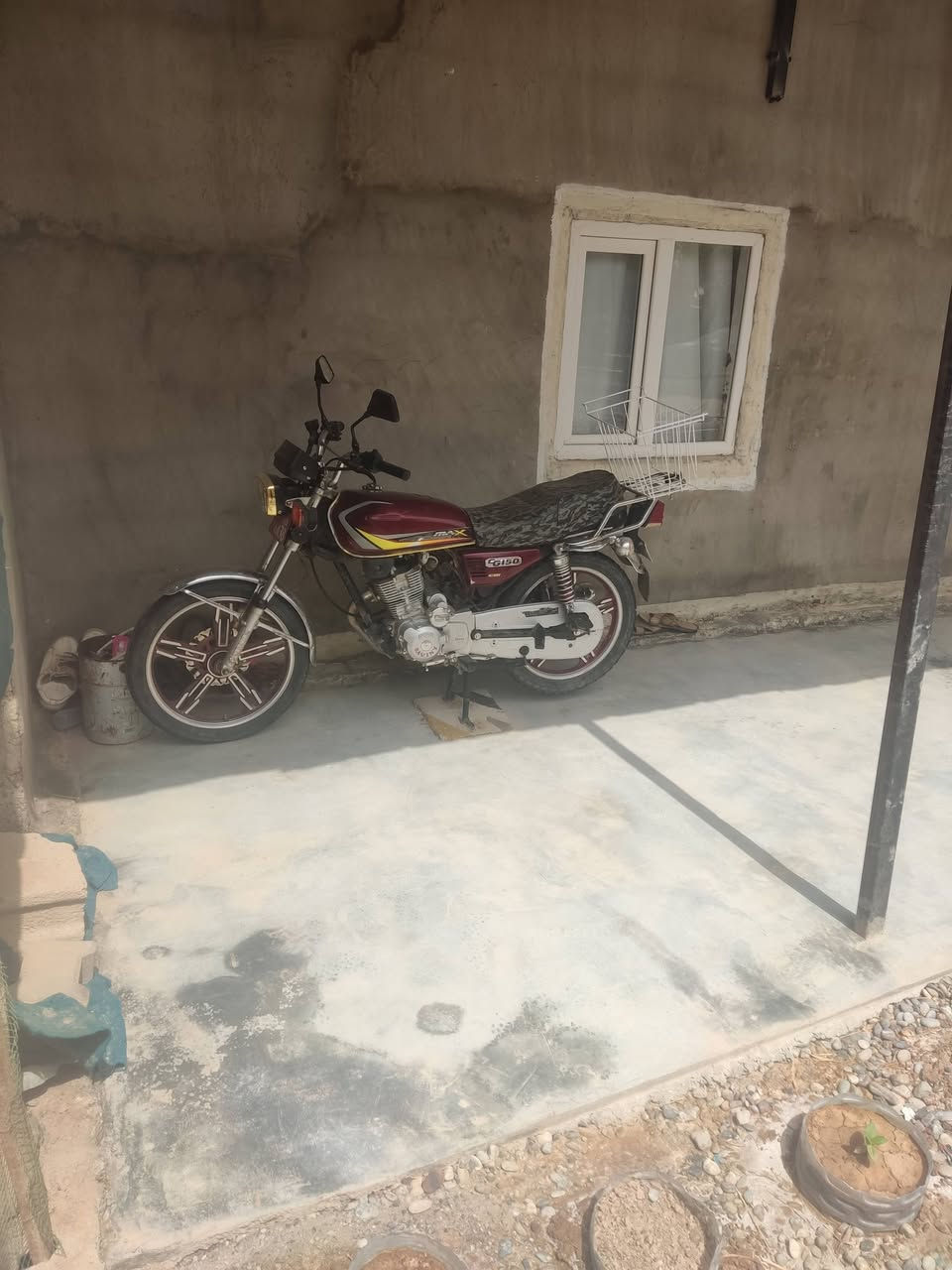 بسبب الوعود الغير صحيحه اعادت نشر ماطور سافين موديل 22 السعر430 وبي مجال قليل مفتوح بس محرك شرط لاصرف ولا بخار ونشاط فول كهربائيات كلو شغال لايت عالي ناصي بك لايت اشايل يمين يسار دبل اشاره. بريكات ثنين هورن بس السلف يدير وميشغل اتصور ظعف  باتري للاستفسار الاتصال برقم
*********** مكان الرياض
