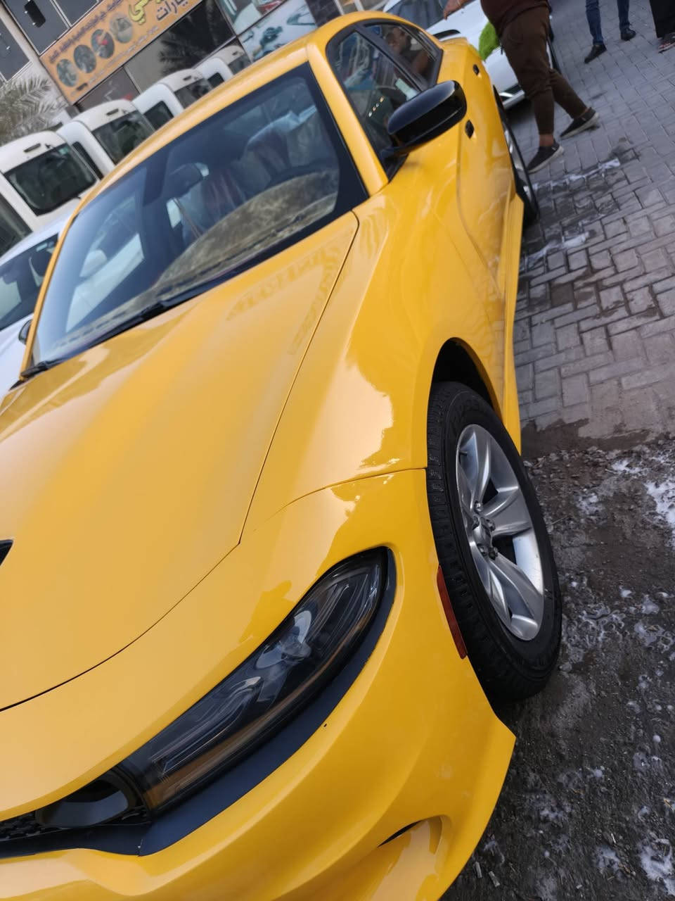 سلام عليكم 
جارجر 2019 GTاصل رقم بغداد مشروع وطني 
حادثه جاملغ وباب  سياره جاهزه أي نقص مابيها 
داخل أحمر         

السعر 185
***********

