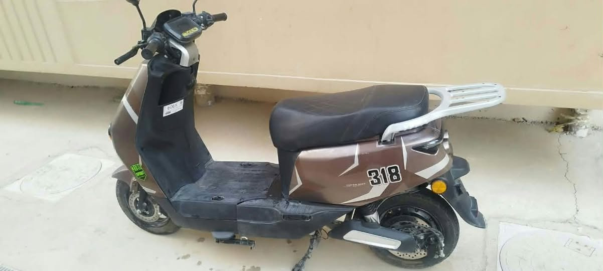 ماطور شحن • 318 • 6 بطاريات