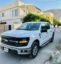 فورد F-150 • XLT • ٢٠٢٥