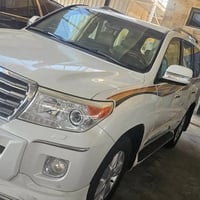 للبيع لاندكروزGxr v6 سيارة جاهزة اي نقص مابيها كفالة عامة السيارة مكفو...