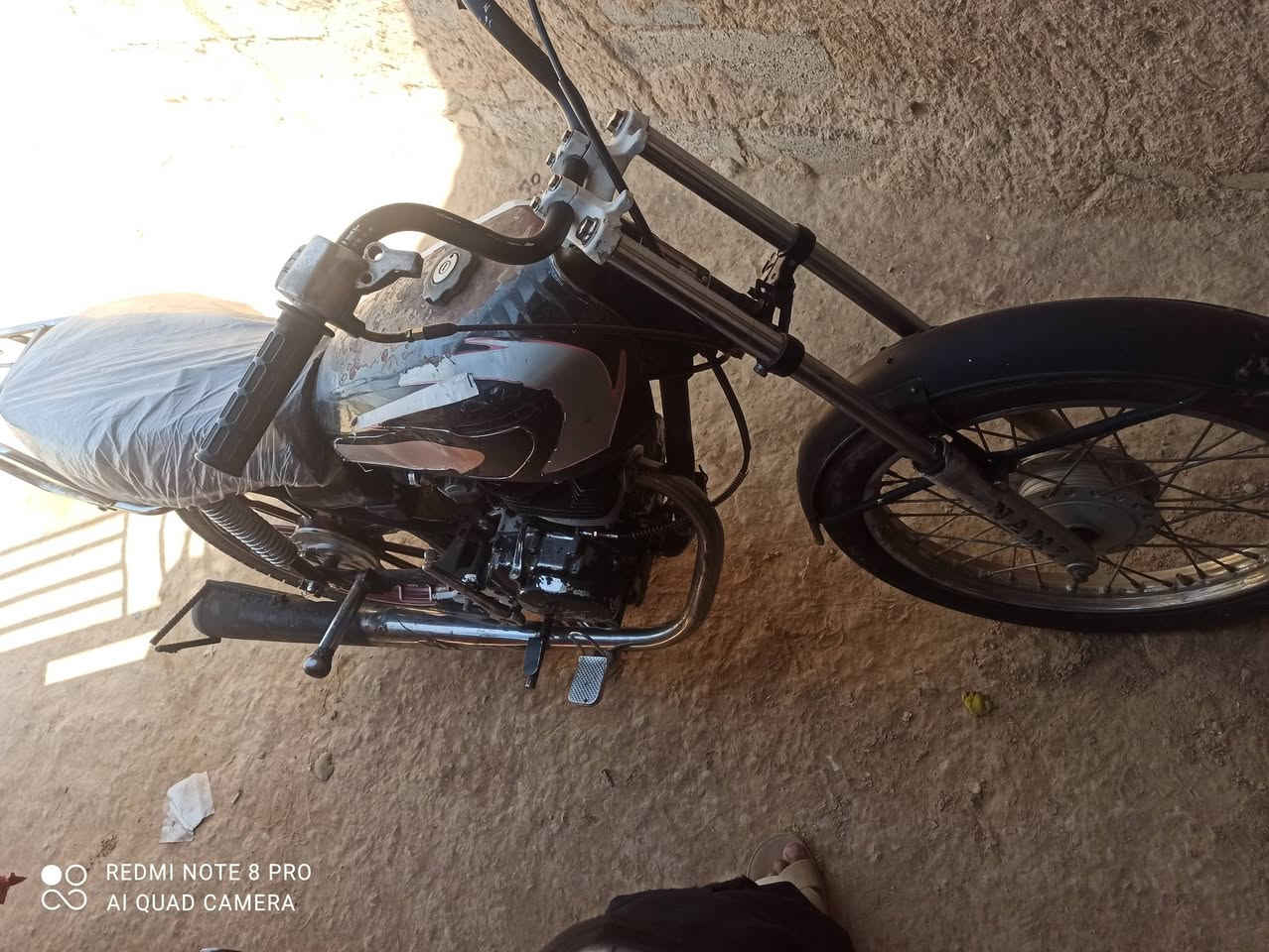 السلام عليكم دراجه للبيع محرك خمسه جير 200 السعر 175جو السوقوبمجال للطيبين ***********
