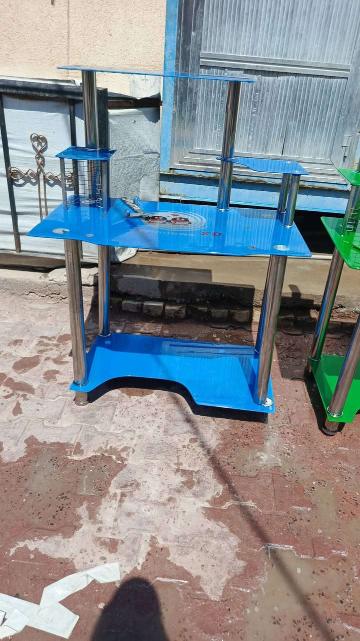 ميوزه كلهن نضيفات مثل ماتشوف عينك
***********
