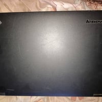 لابتوب Lenovo للبيع نضيف مواصفاتة داخل الصور  السعر 225 اخذتة قبل فترة...