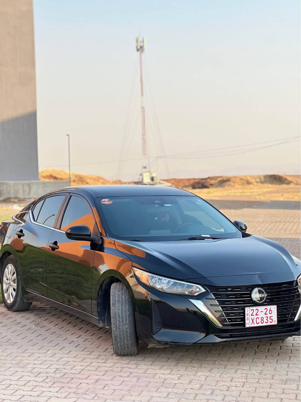 ***********
Nissan sentra 2024 
 سي بارجه سبوخ بي داخلي 
گئر مكينه فحم رادار شرط 
جارر تا جديد  
يك  دينار مصرف تيدا نيه
شه رتي ره قه مه  سياره
سعر فول فول مناسب
*********** اكر, نينوى

نص مكتوب في الصور:
- 3N1AB8BV6RY222831