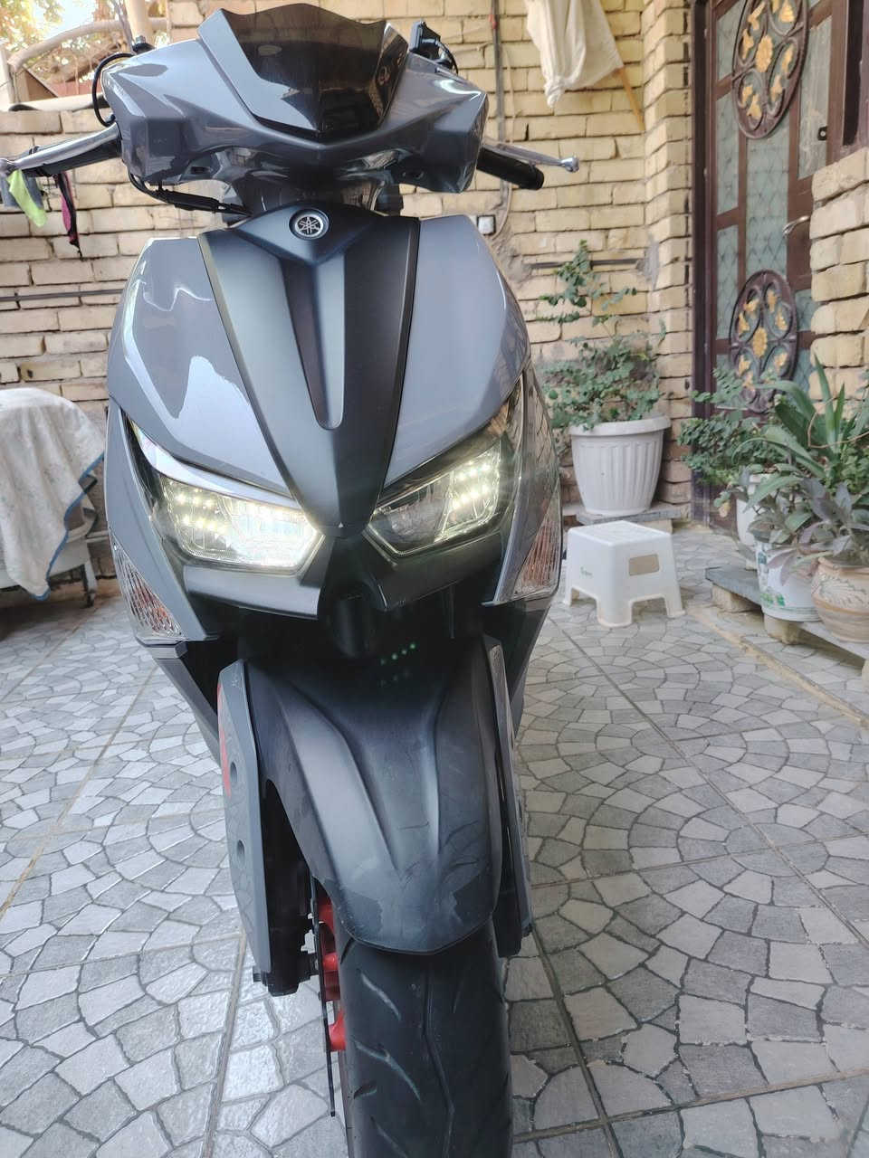 ياماها سكنس x6 حديث نوزل اخر اصدار مقابض تدفنة
منافذ تايبسي 2 قبق نفخ استان صفح كهربائي
ماشيه 12 الف الدراجه رمبه داخله علمزاد ضرهه
الدراجه بس اشخوط بلصفحه الدراجه مكفوله
كفاله عامه من كلشي كفرات مكينة السعر 28 وبيه مجال حك الجيه مكاني بغداد رقمي للاستفسار ***********
