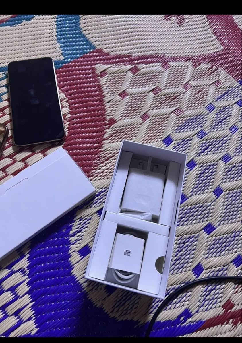 سلام عليكم هونرx9dللبيع كل ملحقاته ويا مستعمل سبوع سعره من الخير 450رقمي***********
