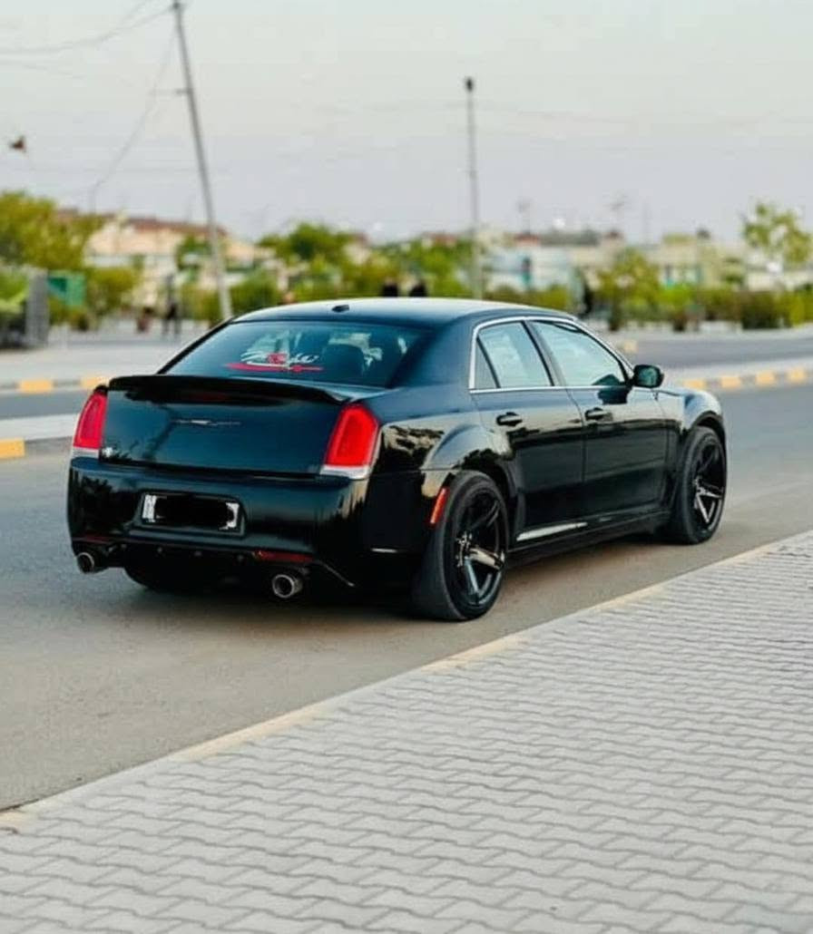 كرايسلر اوباما 14 محدثة 2020 S بلاك 
جديدة واحلى من صور 

ادوات (كصه وحده جنطه شرط شرط متؤم ارقام وسنويه اصليات مال مرور لل28 دك حاسبه )

فول 1/1 عدا الفتحه
مكينه 6 سلندر 3.600 كفاله كير ومحرك
بجم عريض
تشغيل عن بعد مع بصمتين
وضع سبورت رياضي SRT
دبل جام عزل فول 
كشنات حضن كهرباء تتدفئه تبريد
شاشه، سماعات مضخم دمام
منظومه زنون ليزر
ويل 20 رياضي نجمة ابو الخسفه القوية
سعر 69 بي مجال بسيط للطيبين
مكاني ميسان مركز العماره 
  ***********
