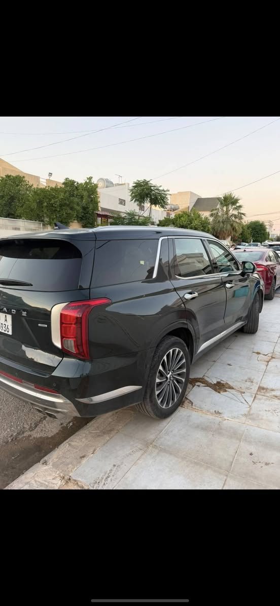 هيونداي بالیسید موديل : 2024 
المواصفات : (𝐆𝐀𝐋𝐋𝐈𝐆𝐑𝐀𝐏𝐇𝐘) فول مواصفات 1/1
ماشيه : 26,000KM
حجم المحرك : V6  /  3.8L ( 6سلندر )
اللوان : زيتوني ، داخل اسود
عدد المقاعد : 7 راكب
مكان السيارة : ديالى

فتحة سقف عدد (2) (بانورما)
سقف كنــــتارا
تتقدم وترجع بالسويج
شاشة عرض داتــــاشــــو
كيج الكــــتروني
انــــارة دشبول وأبواب محيطيه متعددة الألوان
بصمة ابواب
بصمة تشغيل
تشغيل عن بعد (𝐑𝐄𝐌𝐎𝐓𝐄 𝐒𝐓𝐀𝐑𝐓)
شاحن هاتف لاسلكي
شاشة دشبول ديجيتال
سماعات هارمان كاردن عدد 16
عداد كاميرات 5
كاميرا 360
كاميرا امامي
كاميرا جانبي
كاميرا خلفي
شفتات استيرن
هاند بريك بصمة
اوتو بارك (𝐀𝐔𝐓𝐎 𝐏𝐀𝐑𝐊)
اوتو هولد (𝐀𝐔𝐓𝐎 𝐇𝐎𝐋𝐃)
اوتو ستارت (𝐀𝐔𝐓𝐎 𝐒𝐓𝐀𝐑𝐓)
اوتو ستوب (𝐀𝐔𝐓𝐎 𝐒𝐓𝐎𝐏)
رادار 360
رادار امامي (تحديد مسار)
رادار جانبي  (نقاط عمياء)
رادار خلفي (التحذير من الاصطدام)
حساسات 360
حساسات امامي
حساسات جانبي
حساسات خلفي
نظام (𝐒𝐌𝐀𝐑𝐓)
نظام (𝐒𝐏𝐎𝐑𝐓)
نظام (𝐂𝐎𝐌𝐅𝐎𝐑)
نطام (𝐄𝐂𝐎)
كشنات (𝐕𝐢𝐩)
كشنات مساج
كشنات جلد
جميع كشنات كهربائي
كشنات خزن+ميموري
كشنات تبريد امامي وخلفي
كشنات هيتر  امامي وخلفي
تحكمات استيرن
استيرن هيتر
تبريد لمس
تبريد مركزي
صندوق شفط كهربائي
لايتات (𝐋𝐄𝐃) لید عدسة زينون
بكلايتات (𝐋𝐄𝐃) لید
ويل كروم
الخ …

⚠️ السيارة كتاب شهداء ، رقم ديالى (اسويلك وكالة بيها)
🟢 السيارة بدون ايرباك بدون دواخل .
 🔴 الضرر في امريكا : مجرد بارد صغير بالصندوك (كلين)
🔴 الضرر في العراق : انكسر بستم واحد بسبب رداءة البانزين ، صلحتها شلت ال٦ بساتم وبدلتهن ب٦ بساتم جديدة وكالة (موجود الباركود مالتهن حتى تضمن انو هنه اصليات من الوكالة)

رقم الشاصي : KM8R7DGEXRU792400
اي استفسار 
***********
