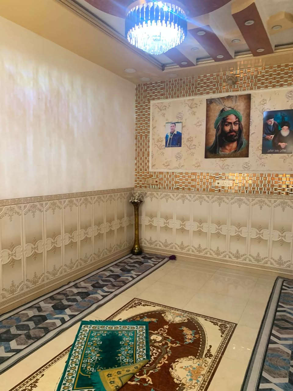 اللهم صل على محمد وآل محمد من رخصة اعظاء الگروب بيع مستعجل بيت زراعي   مساحة ١٢٥ وجهين طابقين ٣غرف نوم ٣حمامات صاله استقبال مكان الدار      البلديات قريب شارع الصرف حي التراث قرب مدرسة المختار البيت كامل عوزه لبخ الوجه والخدمات ماء كهرباء تجي وشوف بعينك السعر ١٤٠ وبيه مجال 
 استفسار 🧐 اتصل ‭ ‭***********‬
