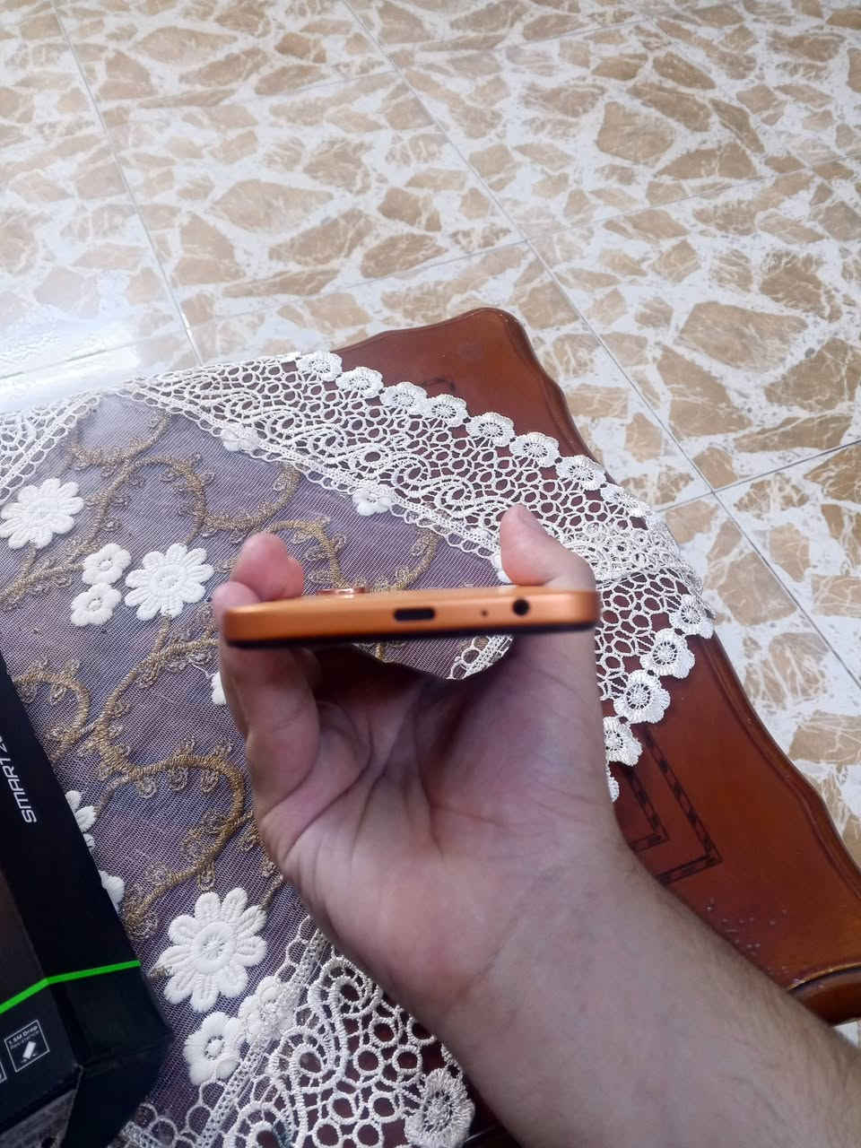 السلام عليكم lnfinix SMRRT 20 
ذاكره 128 8GB RAM
الجهاز استخدمته شهر جهاز على حاله الوكاله جديد لا مستبدل من اي شيء جهاز على وضع الشركه يدعم ذكاء اصطناعي وبطاريته ٥٢٠٠mAh
استخدام الجهاز كلش قليل والجهاز ١٢٠Hz
جهازمع  كرتون  وملحقاته 
رقم الهاتف: ***********
*********** 
عنوان الانبار الفلوجه
السعر:170الف وبي مجال غير متواجد على ماسنجر

نص مكتوب في الصور:
- ٢٣:٤٨ هاتفي XOS 16.3.0 التحقق من التحديثات اسم الجهاز Infinix SMART 20 التخزين ٣٢٤٨ غ.ب / ١٢٨ غ.ب الطراز Infinix X6840 وحدة المعالجة المركزية Helio G81 Ultimate RAM ٤ غ.ب + ٢٠٠ غ.ب الكاميرا الخلفية 8M الكاميرا الامامية 8M البطارية 5200mAh