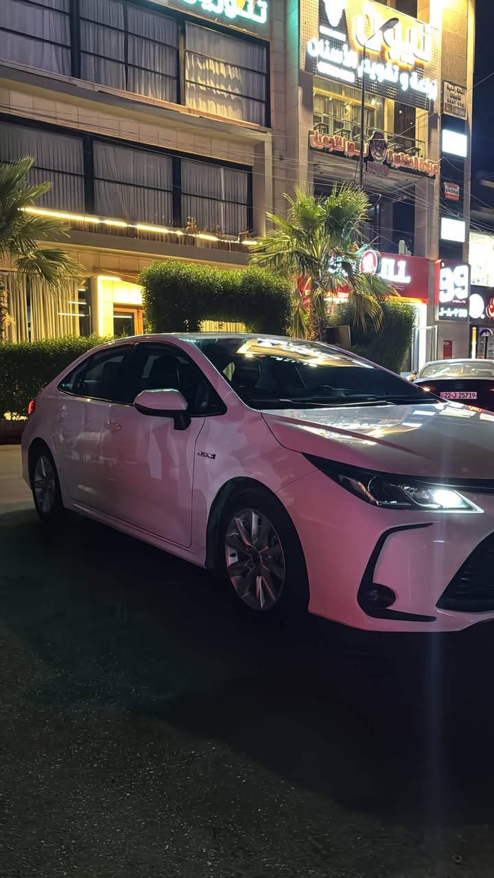 السلام عليكم
كورلا موديل 24 علامه زركه 
السياره ماشيه 70الف 
السعر 147 

مكان السياره بغداد 
الاستفسار 
***********
