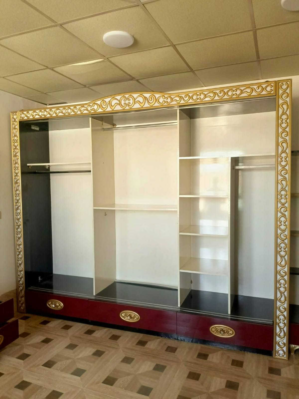 غرفه ضخمه بسعر مناسب750بي مجال كركوك حريه *********** وعدنا بعد غرف دزولي غرف غراض ابيعه الكم بنفس اليوم
