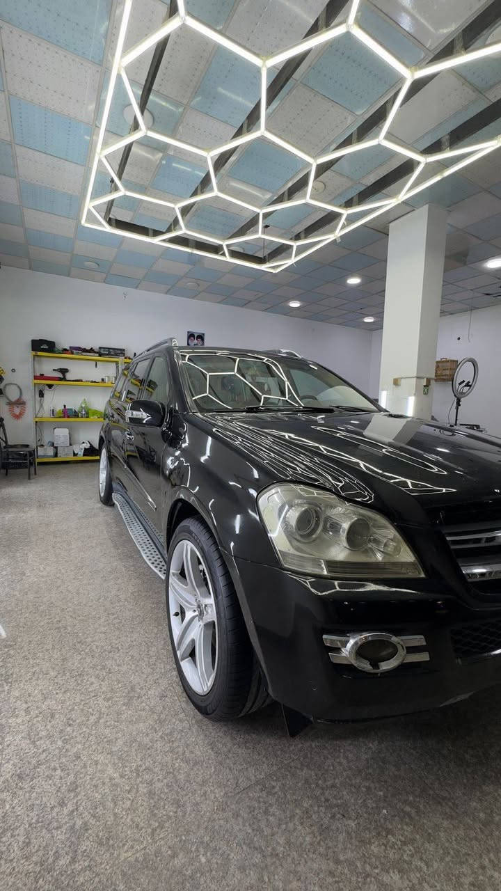 سلام عليكم مورسدس 2009 GL500 فول بيه 3 قطع صبغ فقط بدون حادث جكات سبعه راكب كشنات كهربائية تبريد ثلج مكينة كير مكفولة بلادي سياره جهاز مكانه كربلاء سعر 125 بيع مستعجل فقط بيع بدون مراوس عليه طلب 17 ورقه نزلن من سعر رقم اربيل تحول وكاله ***********
