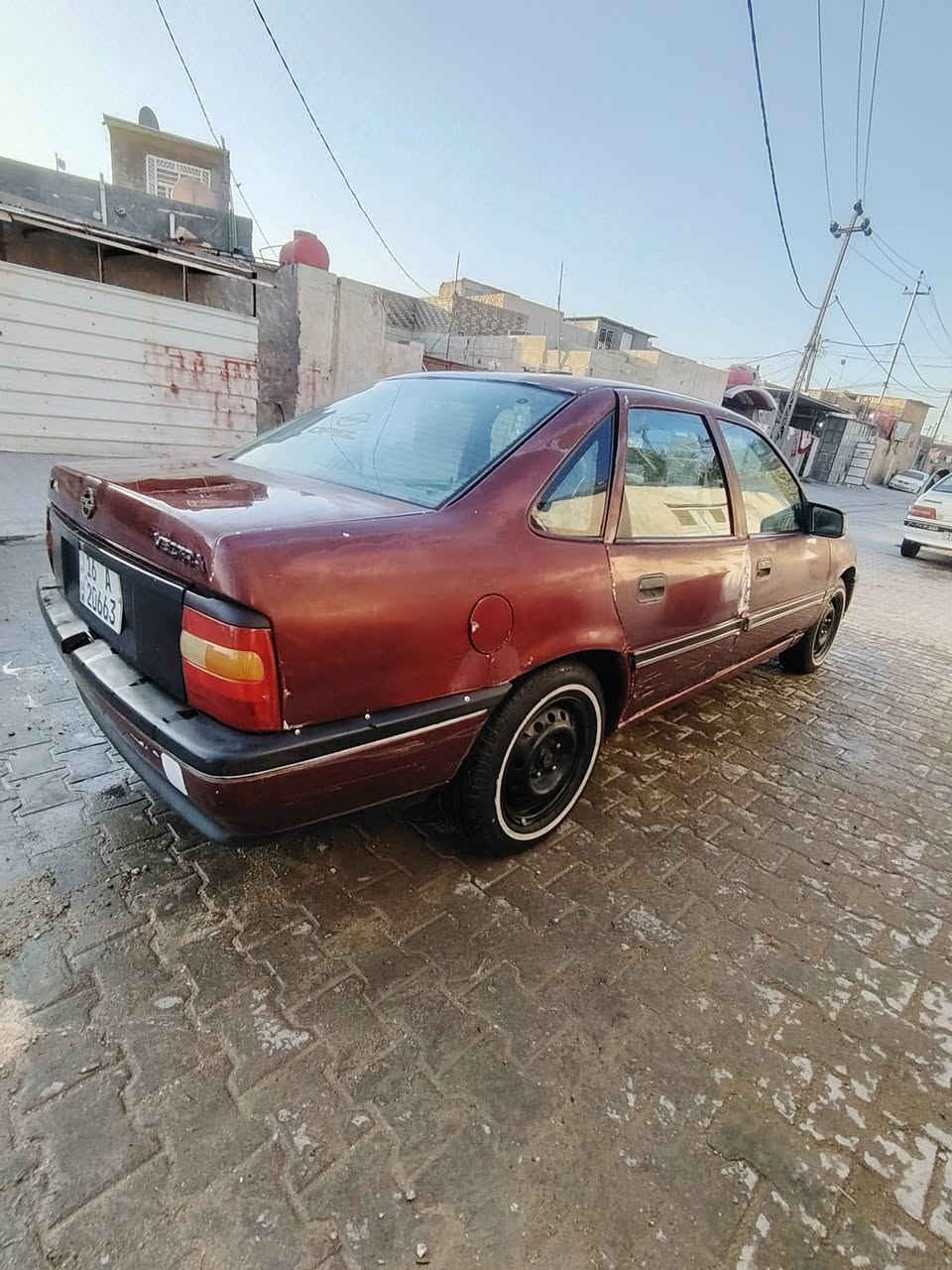 السلام عليكم للبيع فكتره اوبل مكينه 1600 مديل 1992  رقم نكليزي مداور ثاني يوم  محول تبريد مال اوبتره  عوزها بس كهربائية وغاز ويشتغل السعر 25 وبيها مجال العنوان النجف الاشرف  ناحيه الارضويه رقم الهاتف ***********
