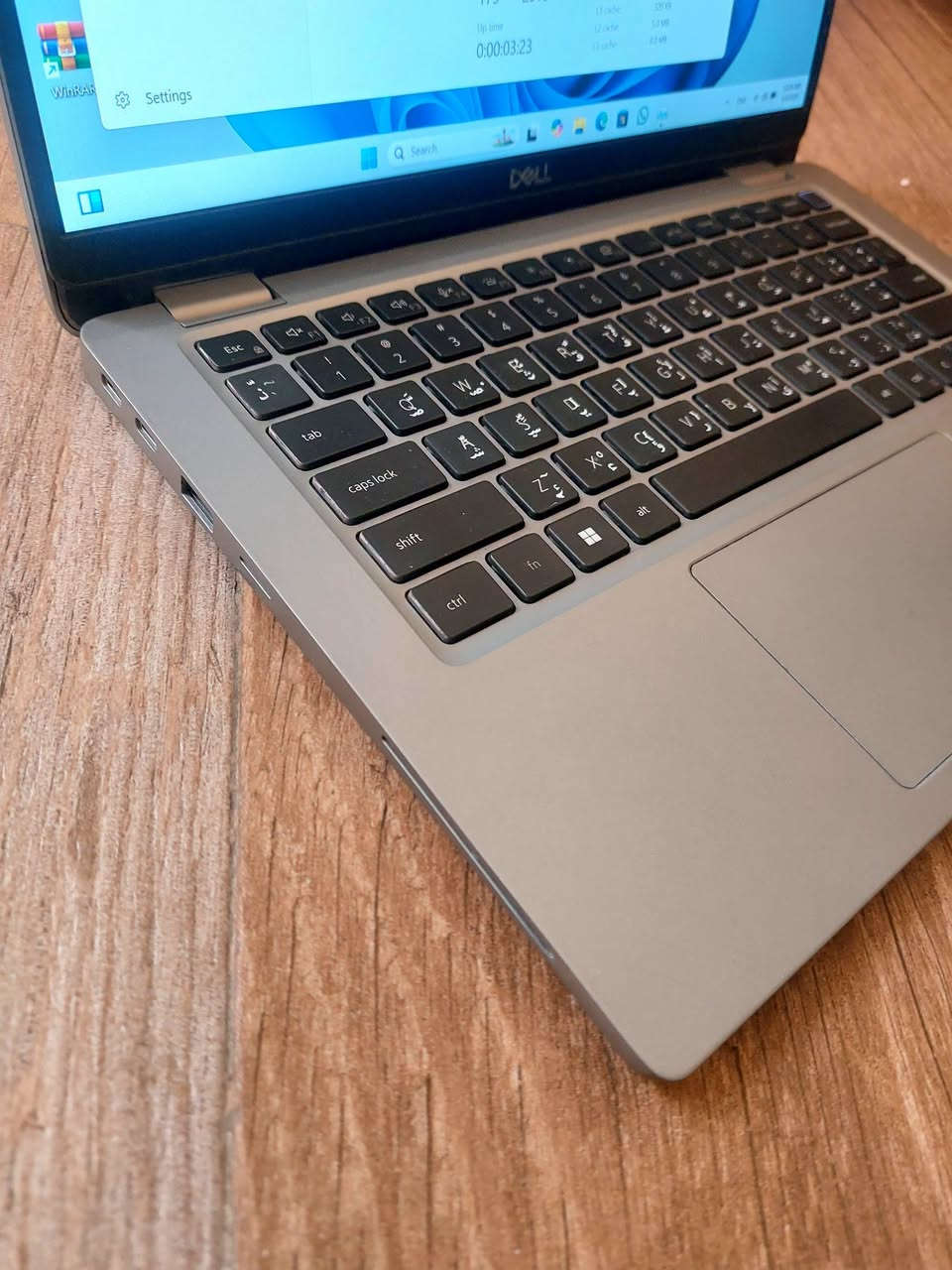 لابتوب شاشة لمس 
Dell Latitude 5420 Ci5  
مواصفات ممتازة مناسب للدراسة والاعمال المكتبية والحسابية والتصفح والأمن السيبراني والبرامج الهندسية .
بسعر ٣٣٠الف_عراقي شامل الحقيبة والتوصيل 
Dell Latitude 5420 Ci5جيل الحادي عشر 
Core i5-1145G7
8 GB  DDR4 RAM قابل للتطوير 
Hard 256GB nvme قابل للتطوير 
14 screen 1920x1080 FHD 
Vga intel Iris 4GB كارت شاشة متصل مدمج 
Back-light Ar-En ضوئي 
Charger dell 65W شاحن 
للتواصل والحجز *********** العنوان بغداد شارع الصناعة مجمع الرياش مكتب اليسر 
المخزن الفرعي موصل حي الزهور
