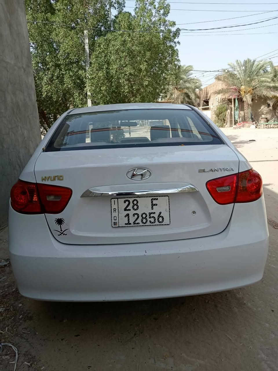 السعر 128
‏
‏للبيع   النترا موديل 2011
‏
‏رقم نجف انگليزي بأسمي  
‏
‏ سياره مكفوله ونظيفة ماناقصها كلشي
‏
‏تخم تاير تبريد خير من الله شاشة حدادية كله جديد
‏اشاير بالمري  ، تحكم ستيرن جهتين
‏4 دسك گير و مكينة جدد
‏
‏سعر 128 
‏
‏مكاني نجف الاشرف
‏
‏الرقم  ***********
