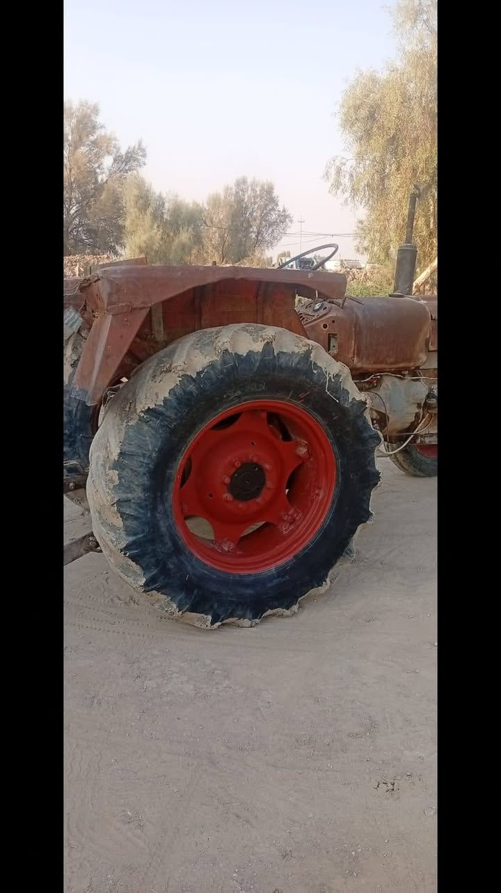 سلام عليكم البيع مكينه عنتر جاهزه مكان بابل جبله زبيدي للإستفسار الاتصال ع الرقم  ***********
