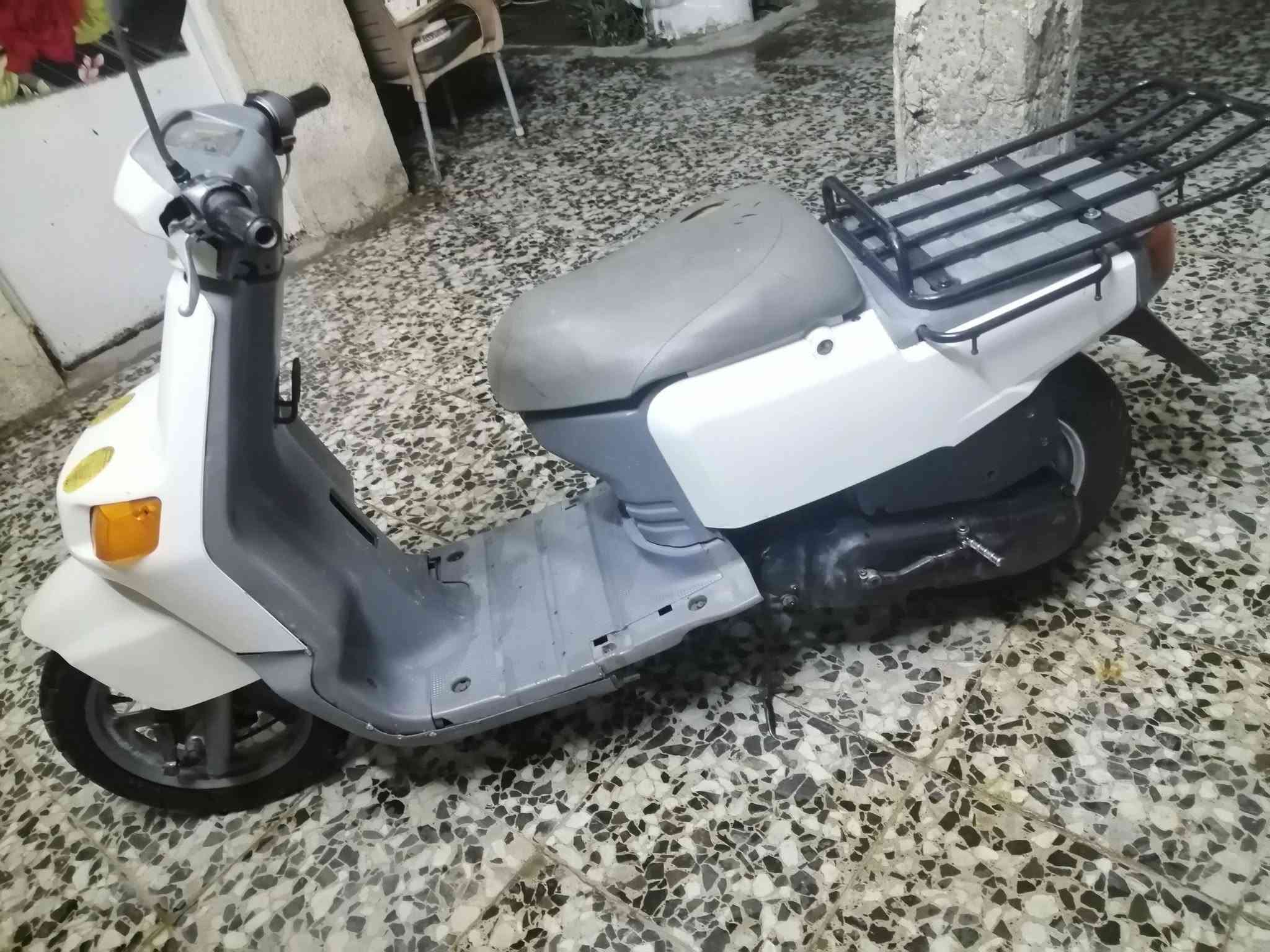 السلام عليكم عندي دراجه بيكم نضيفه محركهه ناعم شغاله السعر ٢٧٥ الف ***********
