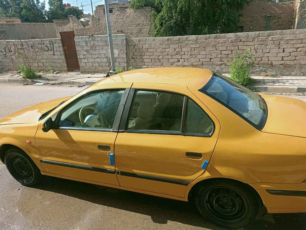 سلام عليكم
سمند للبيع  ٢٠١١ 
لاسفسار ***********
سعر ٣٠
